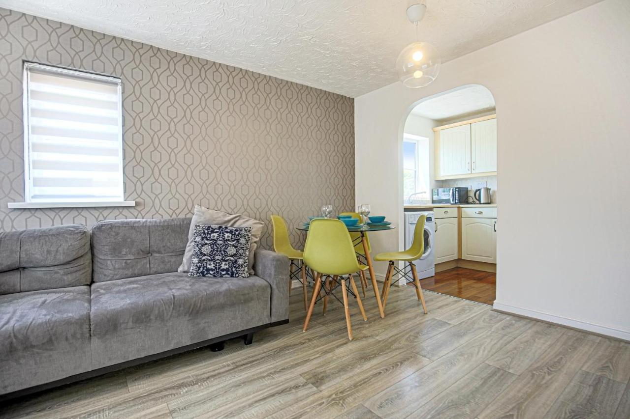Delightful 2 Bed Apartment For Bicester Outlet Shopping By Platinum Key Properties Bagian luar foto